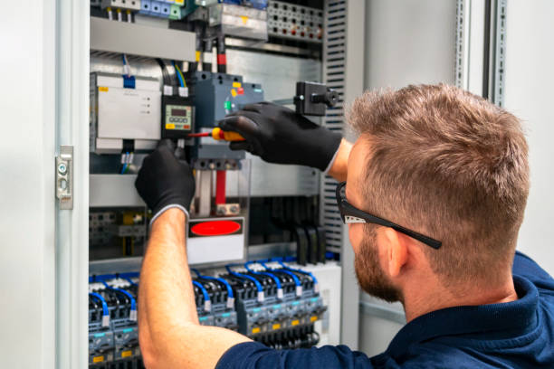 Best Local Electrician Companies  in Centerville, OH